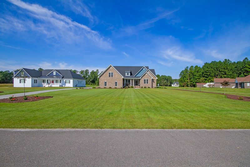 1122 Plantation Overlook Dr, Moncks Corner, SC 29461