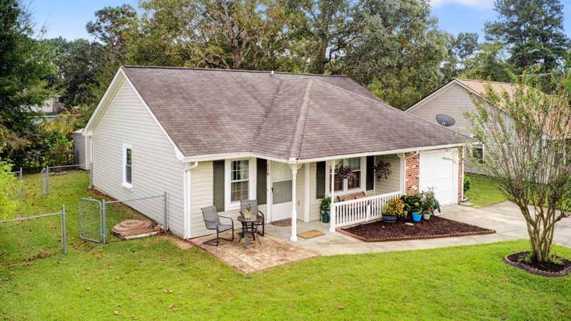 118 Manchester Rd, Summerville, SC 29486