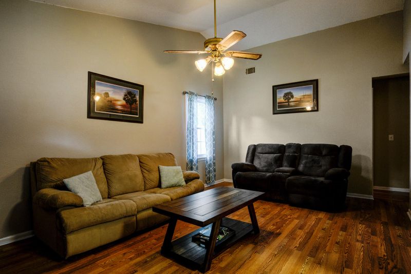 118 Manchester Rd, Summerville, SC 29486