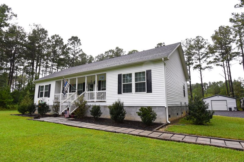 456 Cummings Chapel Rd, Ridgeville, SC 29472