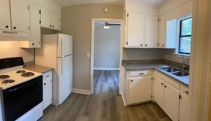 220 Dorchester Manor Blvd, North Charleston, SC 29420