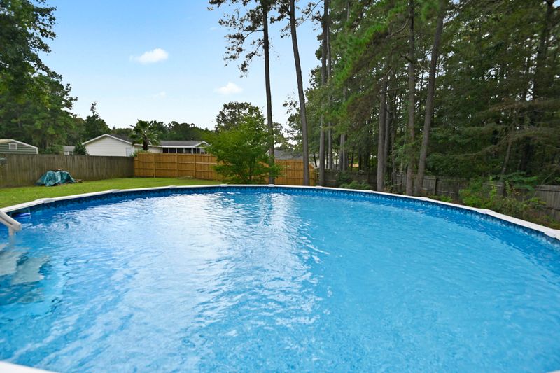 203 Fawn Ct, Summerville, SC 29483