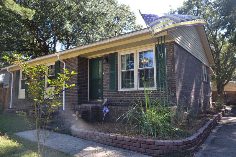 3363 Stoneybrook Rd, North Charleston, SC 29420