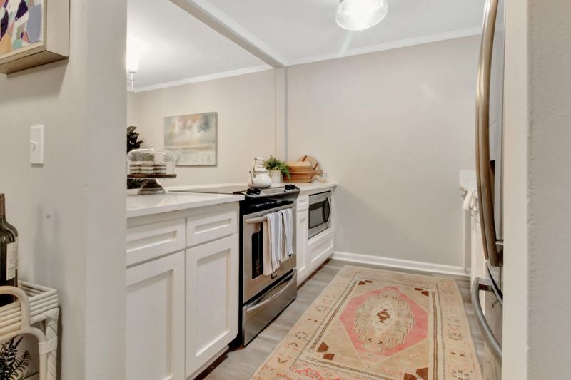 973 Harbor Oaks Dr, Charleston, SC 29412