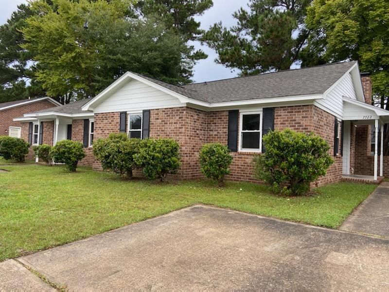 7722 Oldridge Rd, North Charleston, SC 29418