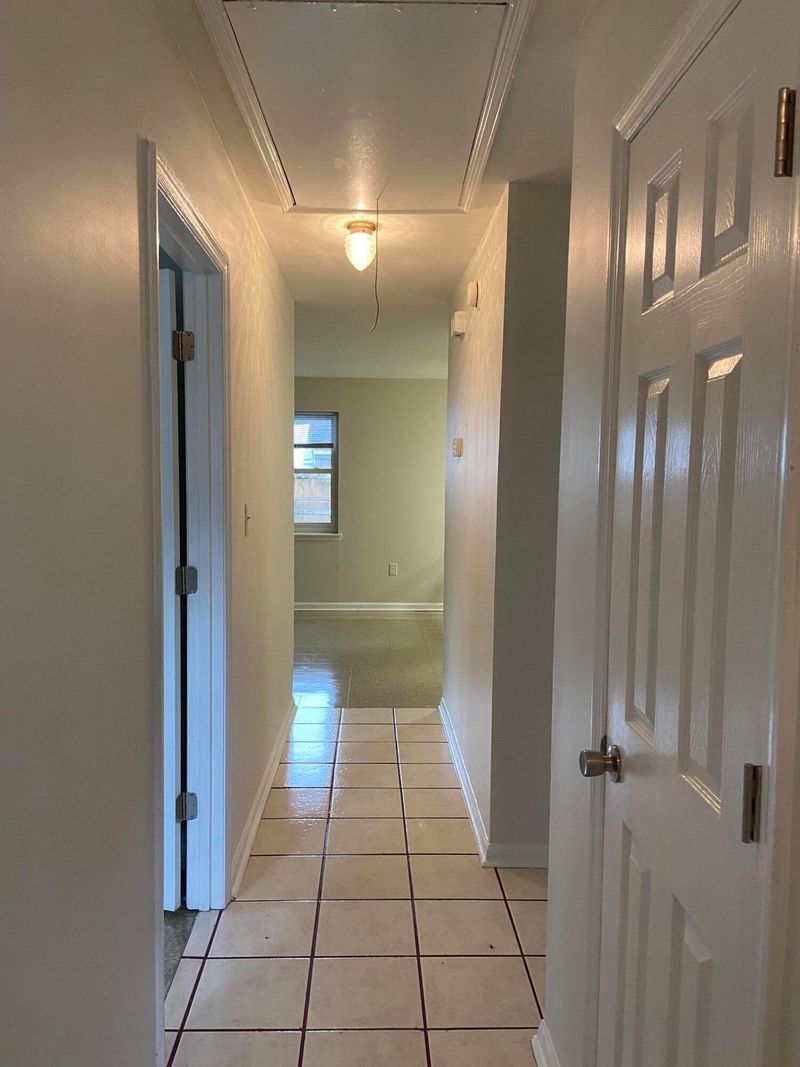 7726 Oldridge Rd, North Charleston, SC 29418