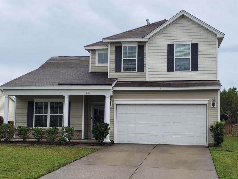 121 Decatur Dr, Summerville, SC 29486