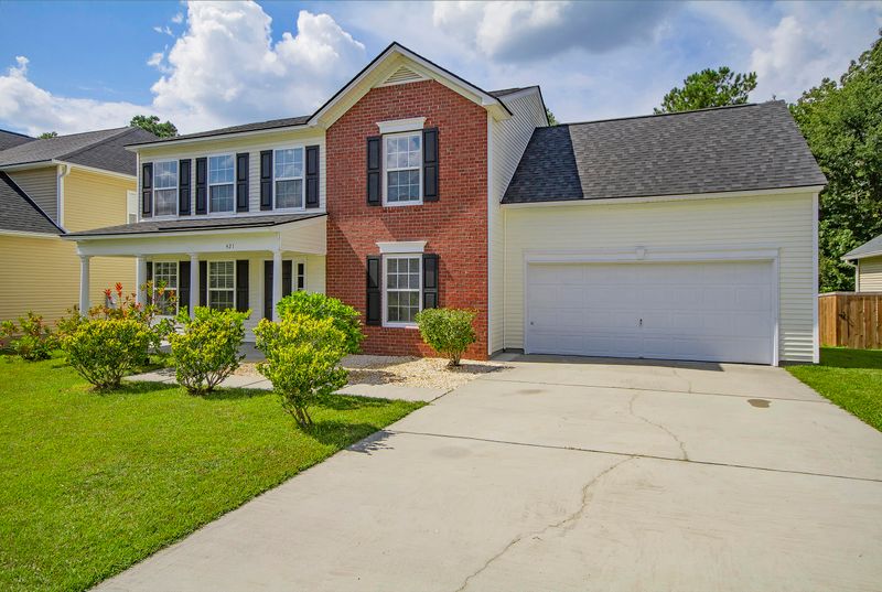 421 Green Park Ln, Goose Creek, SC 29445