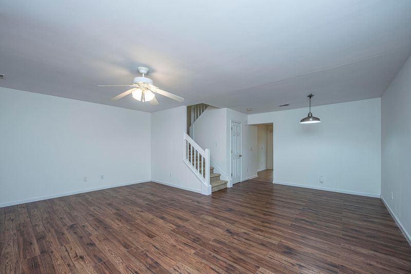 501 Pine Bluff Dr, Summerville, SC 29483