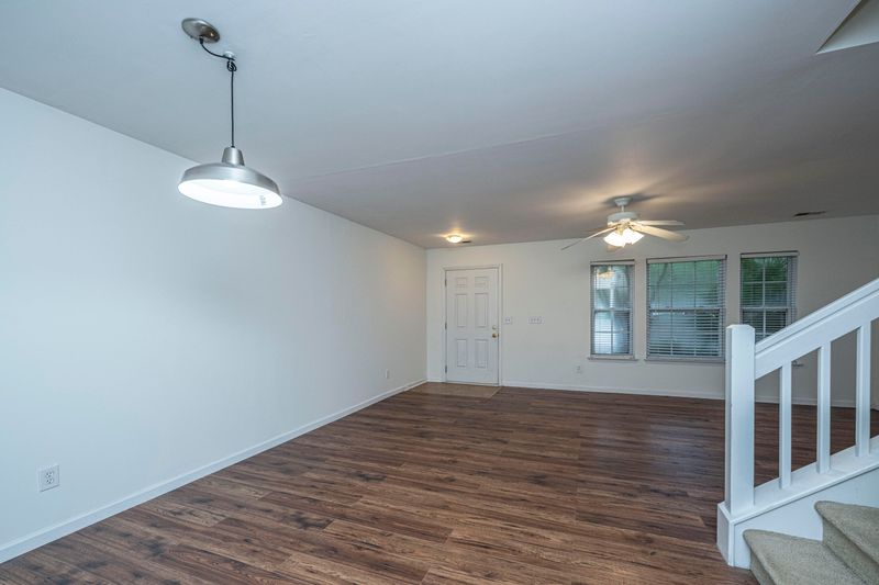501 Pine Bluff Dr, Summerville, SC 29483