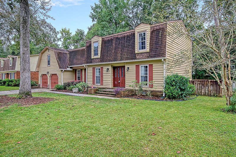 110 Heritage St, Summerville, SC 29485