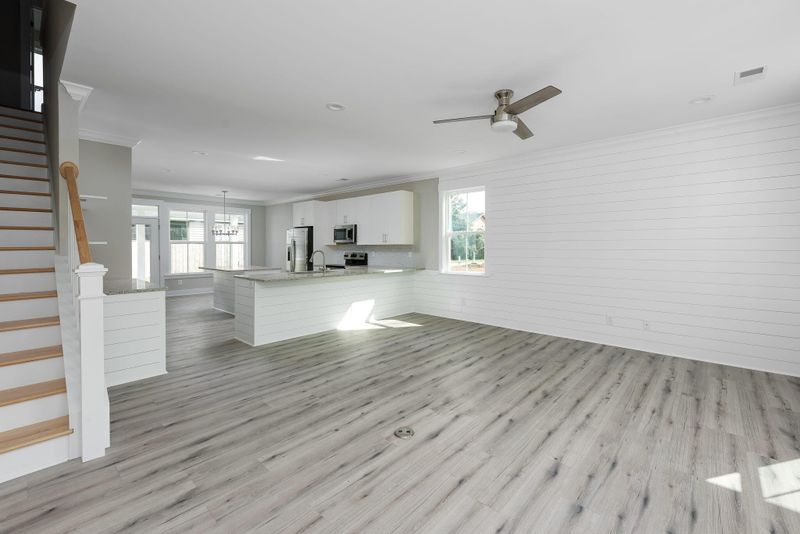 124 Brightwood Dr, Huger, SC 29450