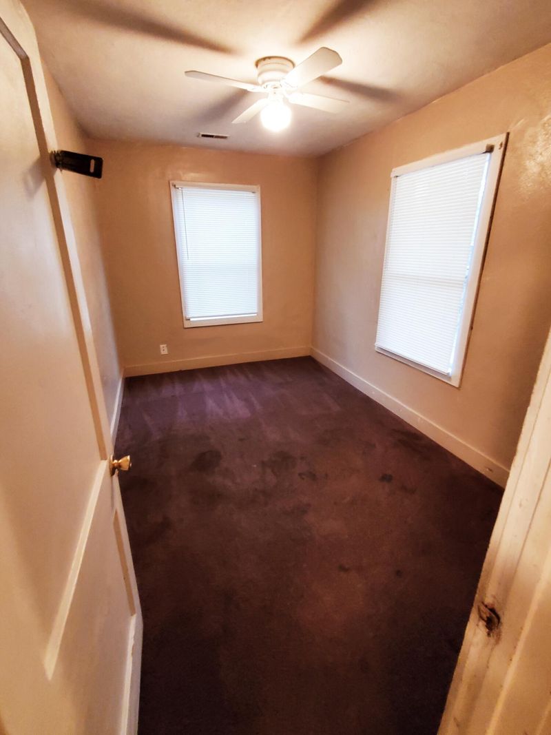 2895 Alabama Dr, North Charleston, SC 29405