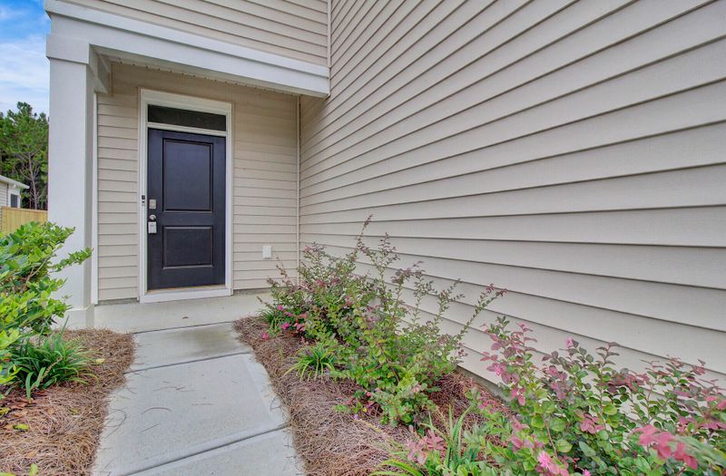 154 Sweet Cherry Ln, Goose Creek, SC 29445