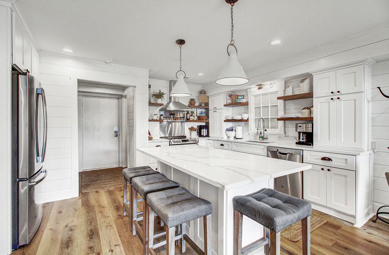 10 Mariners Walk #B, Isle Of Palms, SC 29451