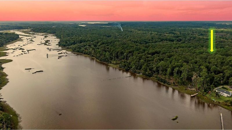 6056 Chisolm Rd, Johns Island, SC 29455