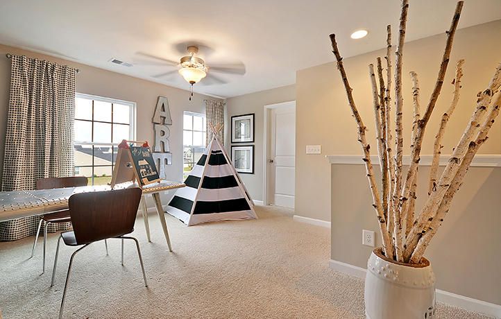 709 Spanish Pointe Dr, Summerville, SC 29486