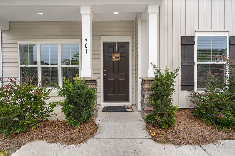 401 Viceroy Ln, Goose Creek, SC 29445