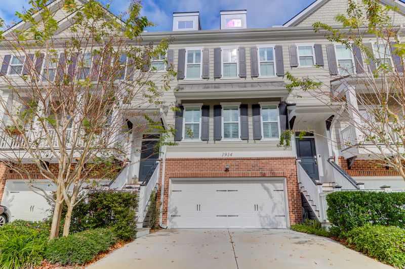 1914 Carolina Towne Ct, Mount Pleasant, SC 29464