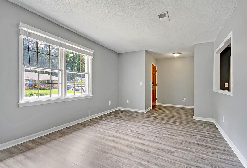 307 Heber Rd, Summerville, SC 29485