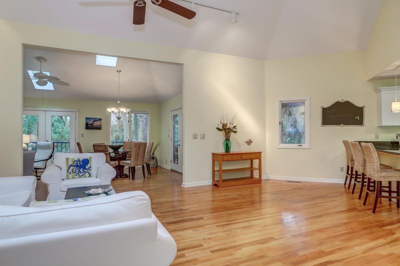 3112 Seabrook Island Rd, Seabrook Island, SC 29455
