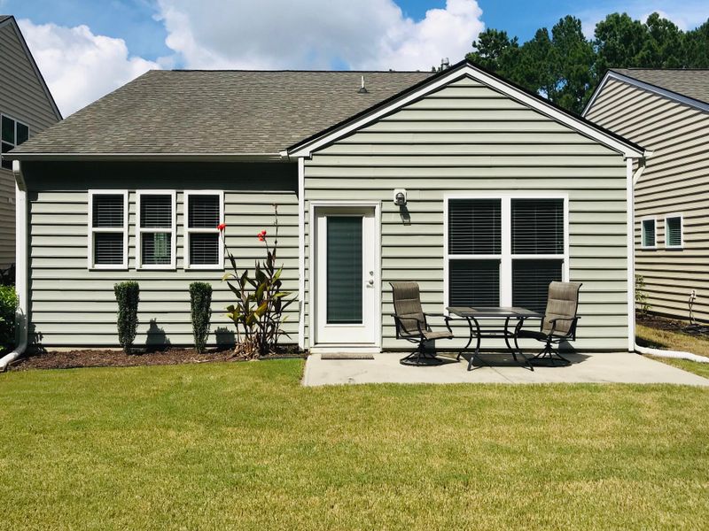 561 Sea Foam St, Summerville, SC 29486