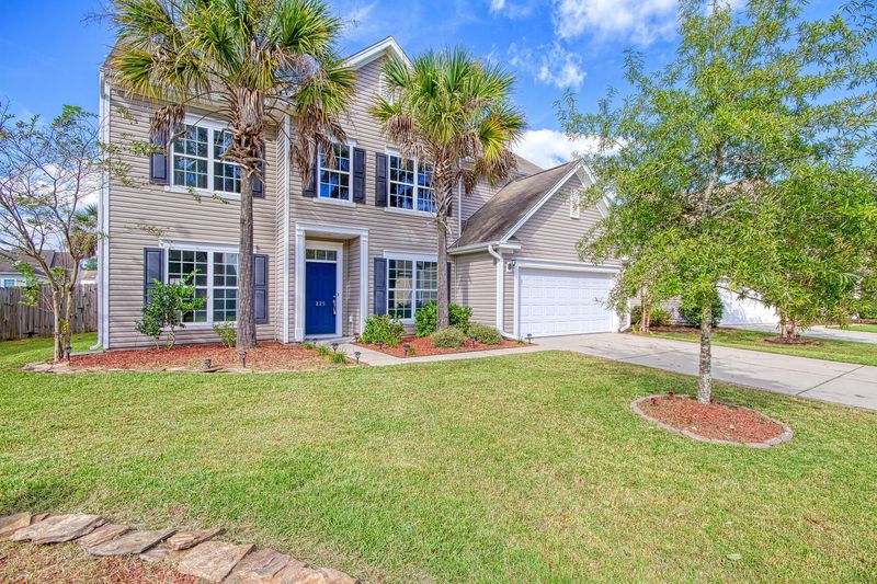 225 Mayfield Dr, Goose Creek, SC 29445