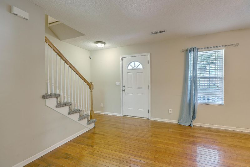 206 Bamert St, Summerville, SC 29483