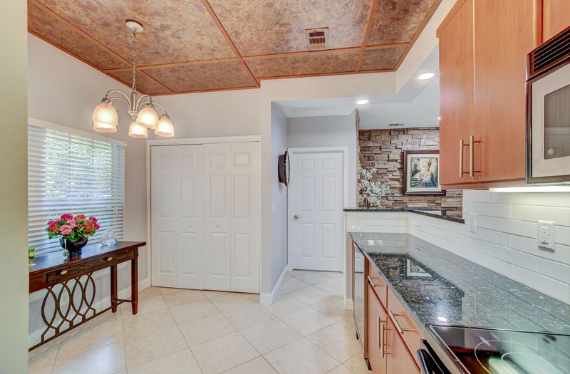 1015 Telfair Way, Charleston, SC 29412