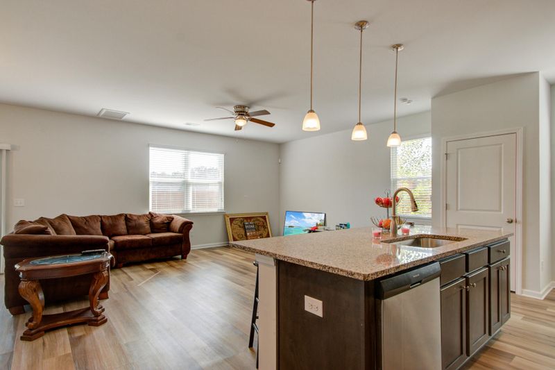 328 Knawl Rd, Moncks Corner, SC 29461