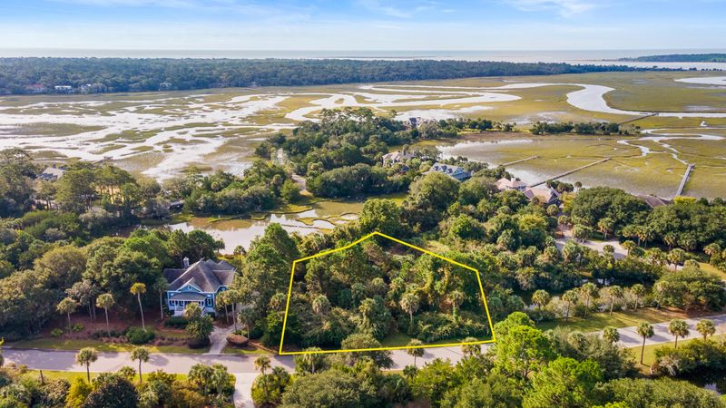 39 Jenkins Point Rd, Seabrook Island, SC 29455