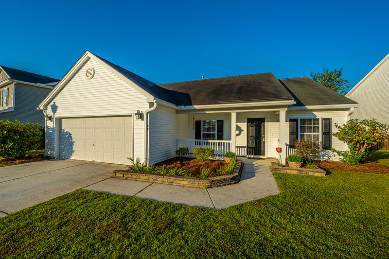 169 Decatur Dr, Summerville, SC 29486