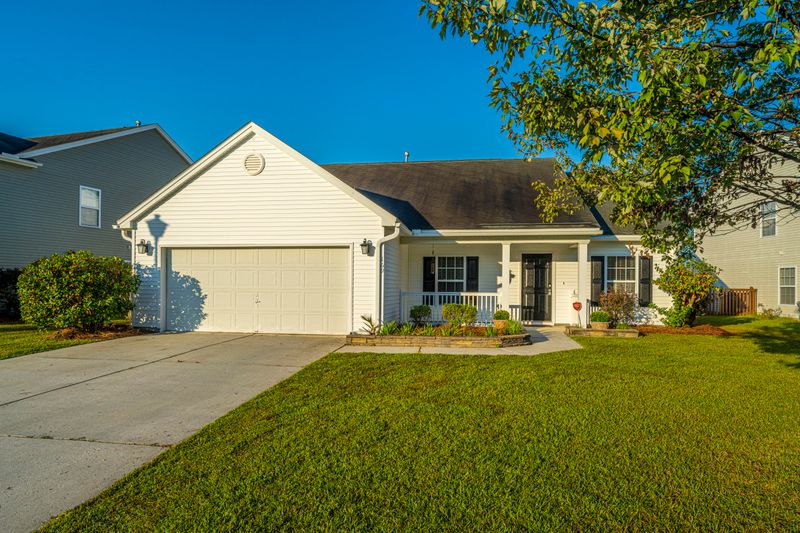 169 Decatur Dr, Summerville, SC 29486