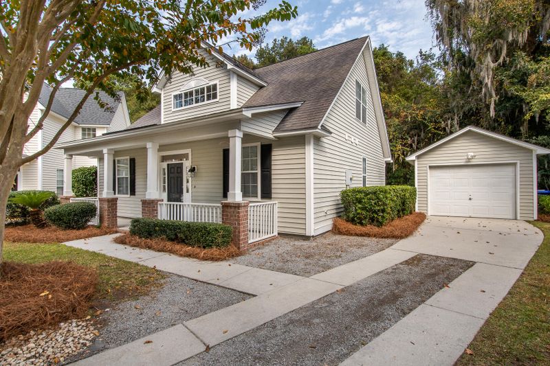 2344 Kennison Ln, Mount Pleasant, SC 29466