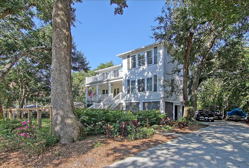 3503 Hartnett Blvd, Isle Of Palms, SC 29451