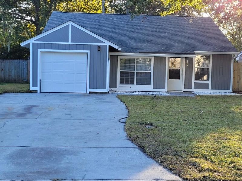 104 Robert Dr, Ladson, SC 29456