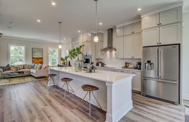 553 Cooper Village Ln, Mount Pleasant, SC 29464