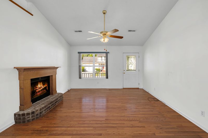 2211 Sawmill Trace Ln, North Charleston, SC 29420
