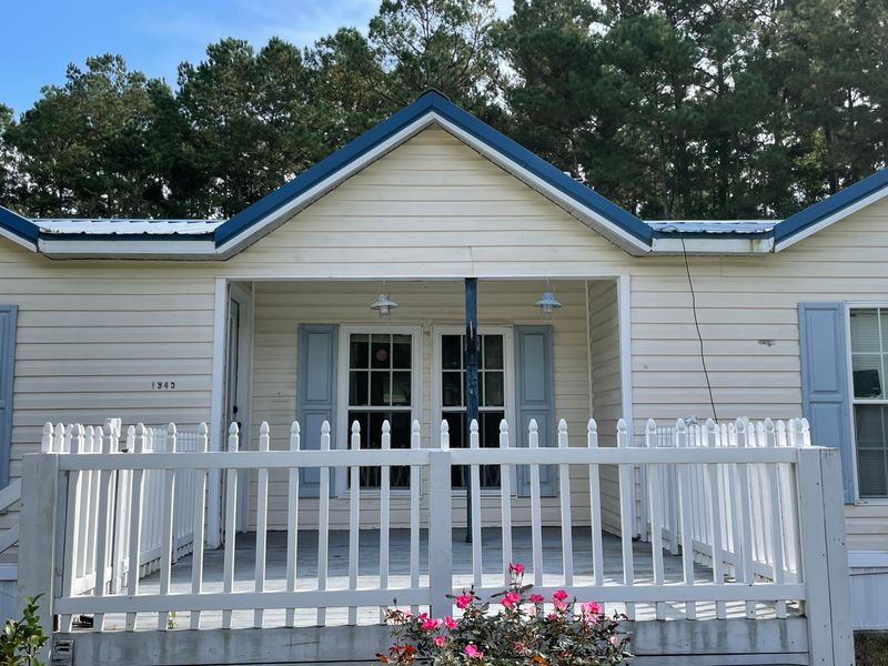1945 Central Ave, Summerville, SC 29483