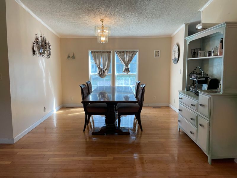 1945 Central Ave, Summerville, SC 29483