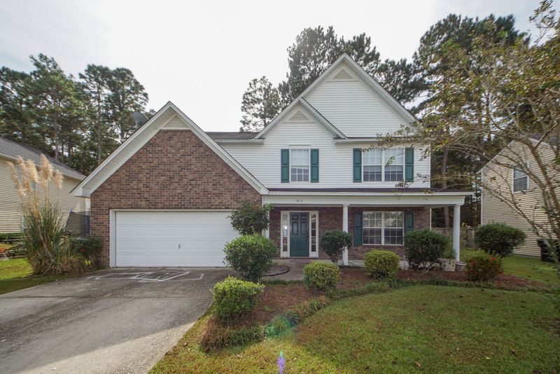405 Jamestown Dr, Summerville, SC 29486