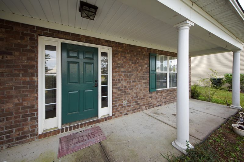 405 Jamestown Dr, Summerville, SC 29486