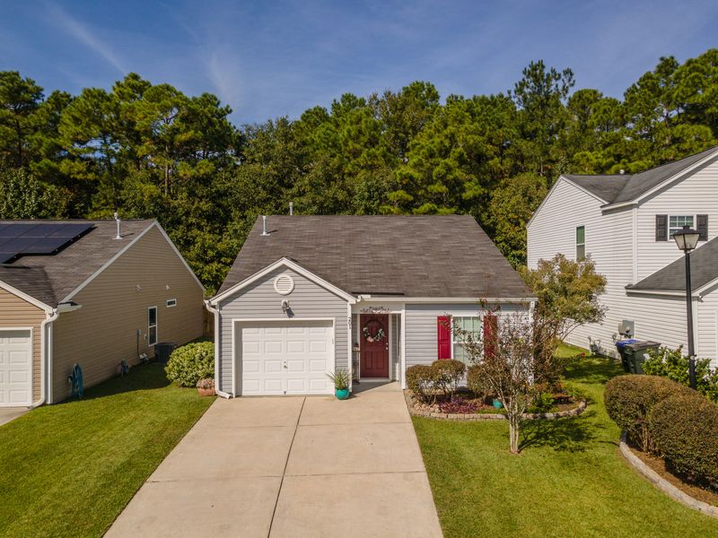 201 Coosawatchie St, Summerville, SC 29485
