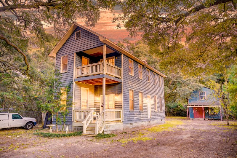 2439 Marina Rd, Wadmalaw Island, SC 29487