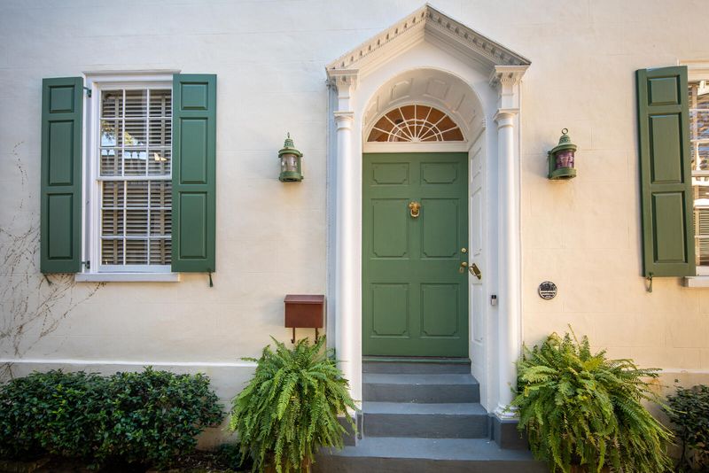 24 Church St, Charleston, SC 29401
