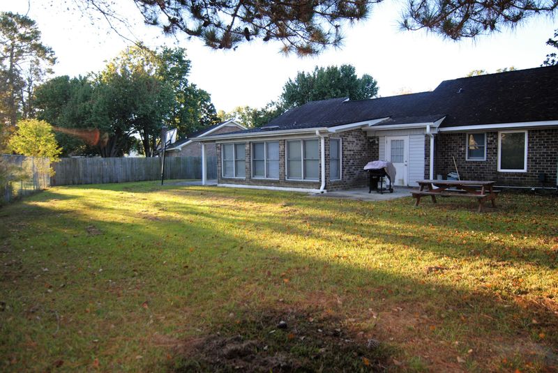 209 Buckskin Dr, Summerville, SC 29486