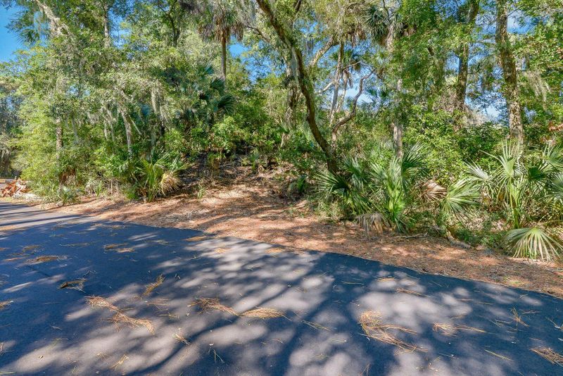 535 Oristo Ridge Rd, Edisto Island, SC 29438