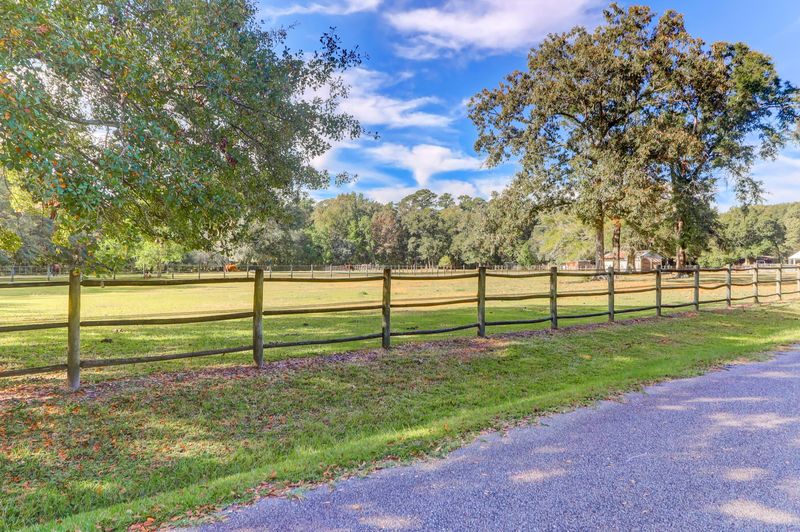 5368 Boone Rn, Hollywood, SC 29449