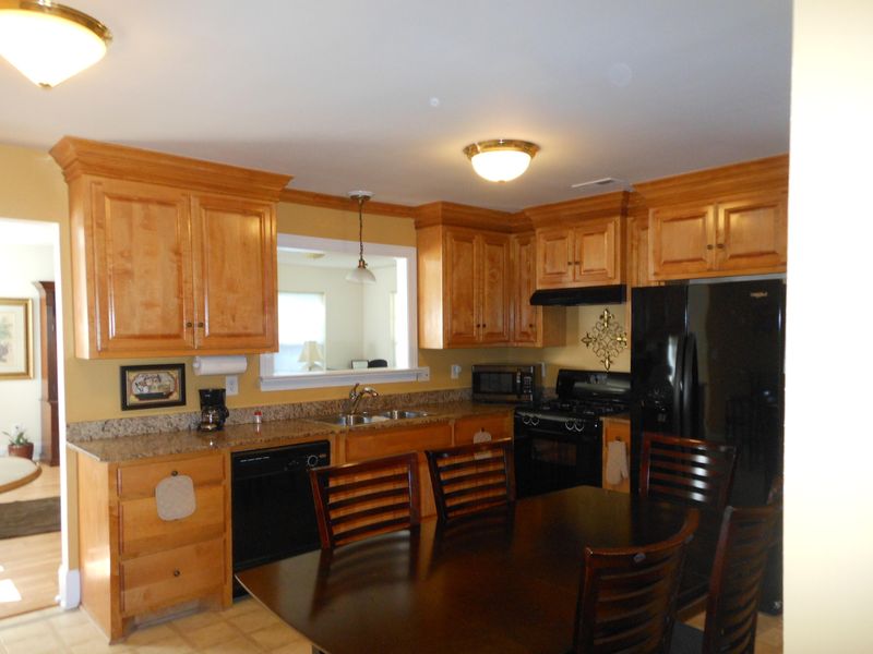 1489 Deleston St, Charleston, SC 29412