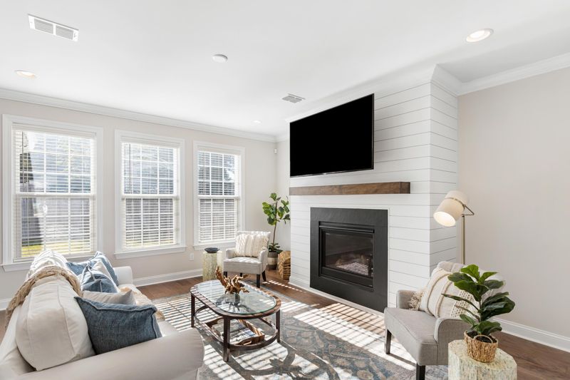 1233 Gannett Rd, Mount Pleasant, SC 29464